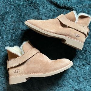 Uggs Mckay Boots- Authentic women’s size 7